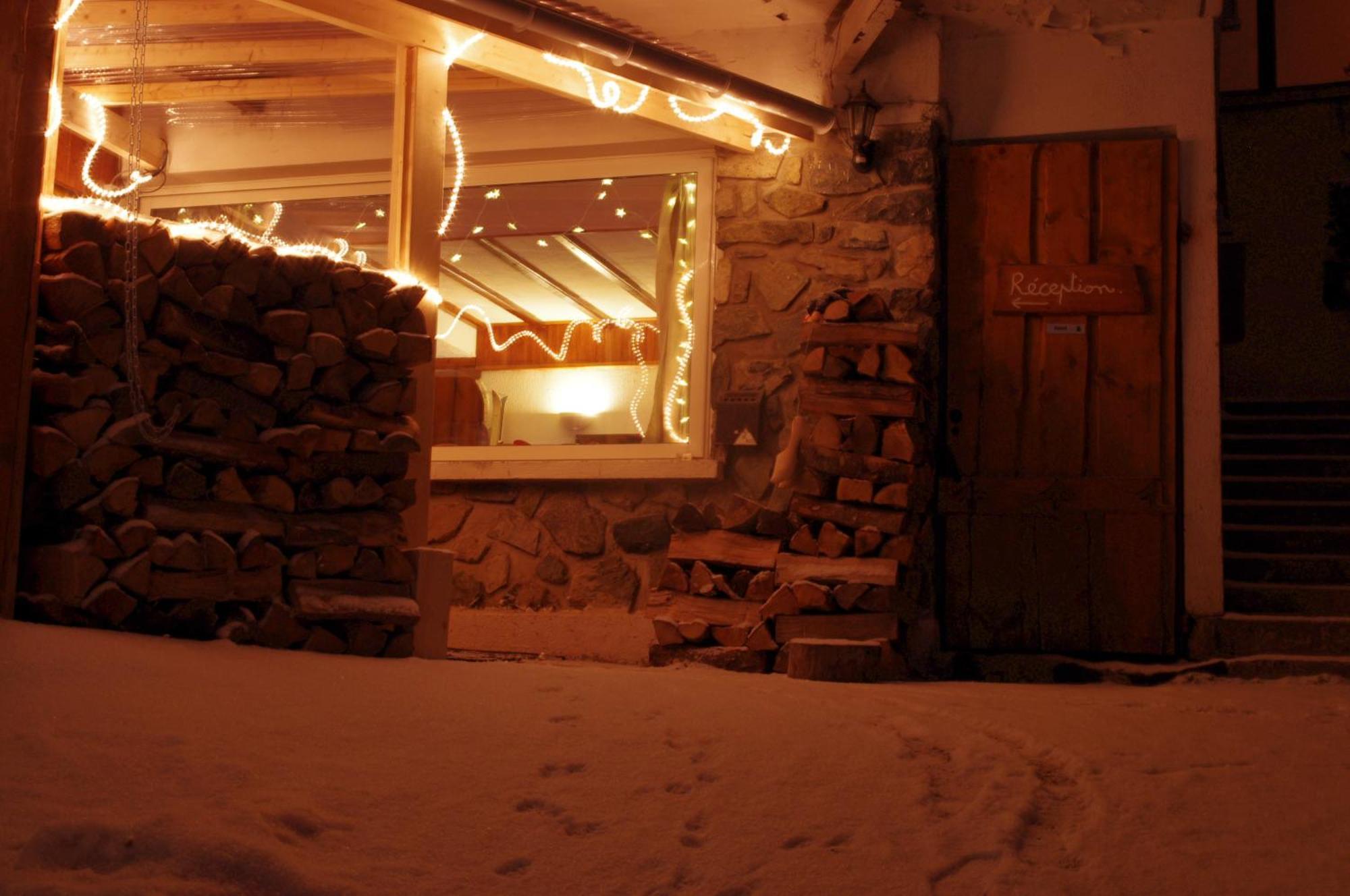 Auberge Restaurant Du Virage シャンルッス エクステリア 写真