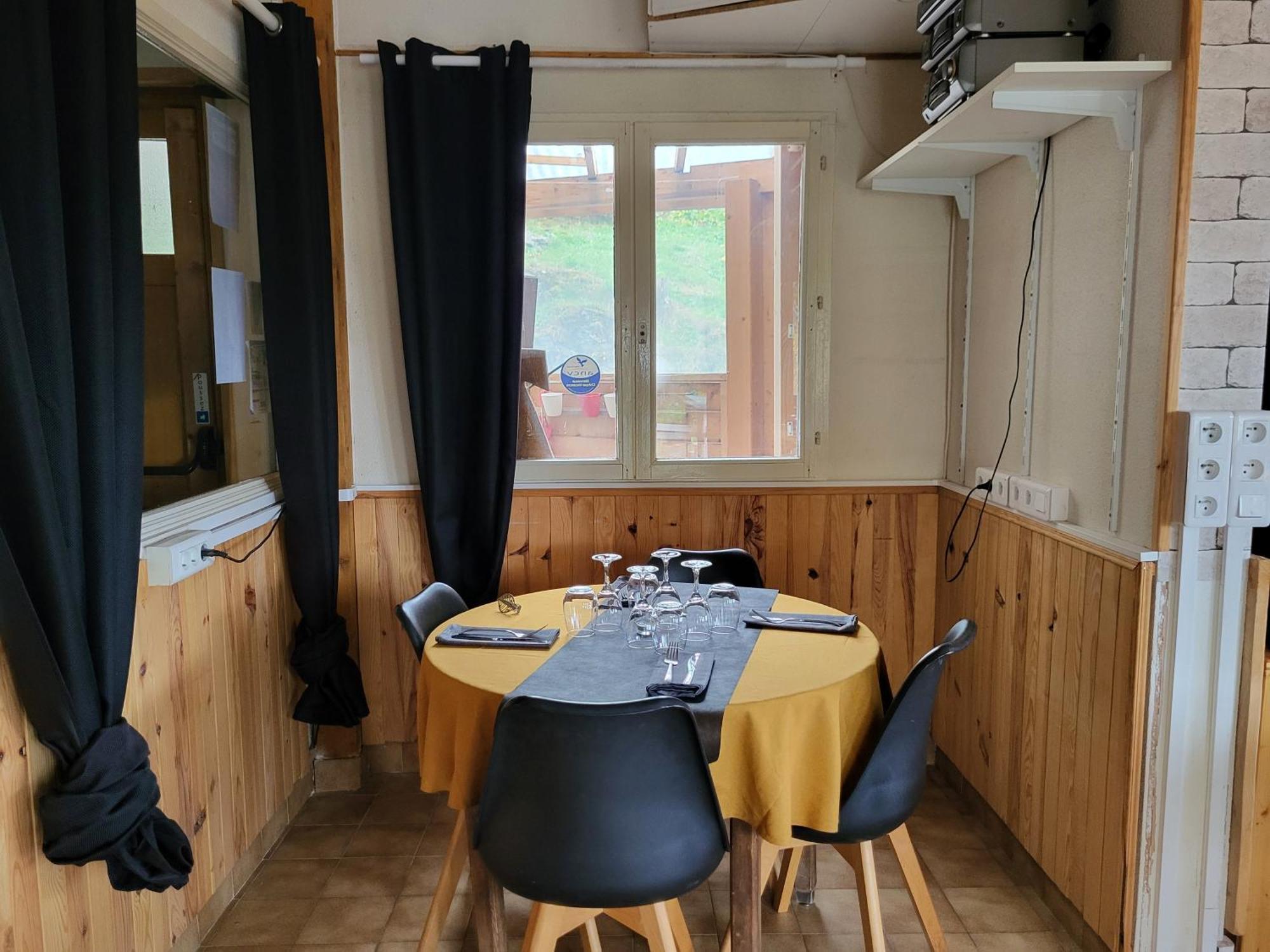 Auberge Restaurant Du Virage シャンルッス エクステリア 写真